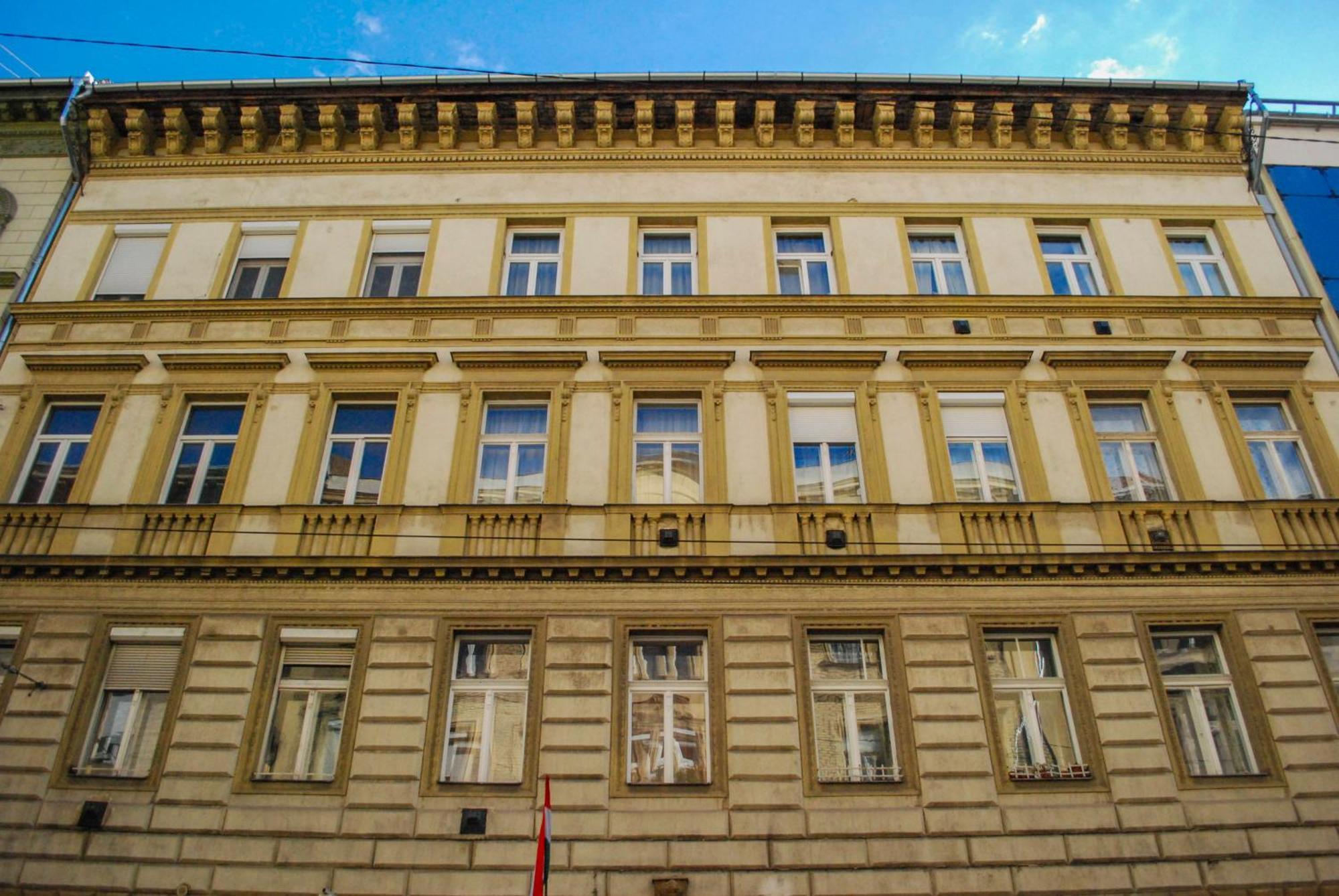 Free Parking, Downtown Apartment Near New York Cafe Budapest Luaran gambar